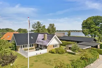 Villa på Lærkevænget 7, Sundby, 4800 Nykøbing F