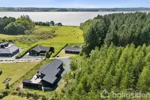 Fritidsbolig på Lynderup Strand 28, 8832 Skals