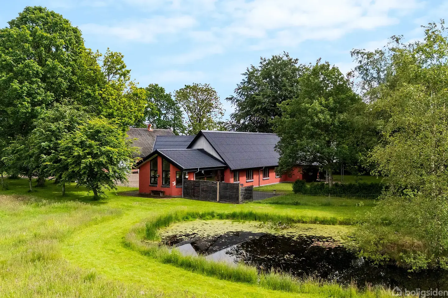 Landejendom på Holtvej 8, 7400 Herning