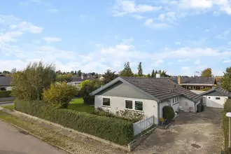 Villa på Byagervej 57, 4030 Tune