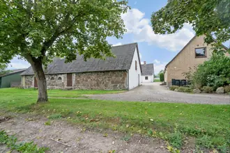 Landejendom på Hovvej 7, Herluflille, 4160 Herlufmagle