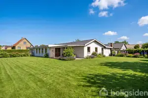 Villa på Åvangen 2, 8520 Lystrup