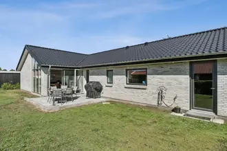 Villa på Østerbyvej 1C, 8310 Tranbjerg J