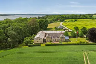 Landejendom på Vandmøllevej 1, Nybøl, 6400 Sønderborg
