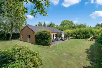 Fritidshus på Lupinvej 102, 4873 Væggerløse