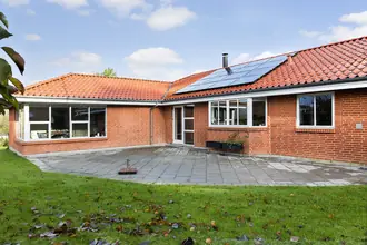 Villa på Kirketoft 74, Asp, 7600 Struer