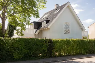 Villa på Hjortevangen 3, 2920 Charlottenlund