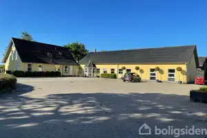 Landejendom på Kongeåvej 12, 6600 Vejen