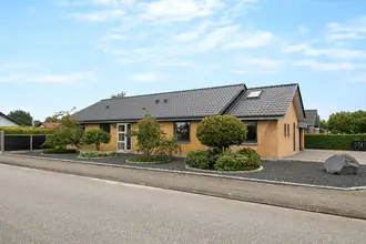 Villa på Ålholmvej 100, Tjørring, 7400 Herning