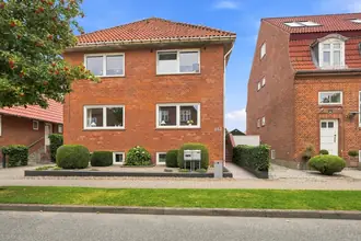 Villalejlighed på Rolfsgade 157, 1., 6700