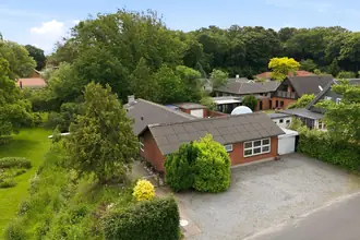 Villa på Brolandvej 15, Agedrup, 5320 Agedrup