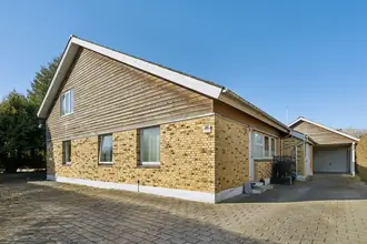 Villa på Ryslingevej 16, 8270