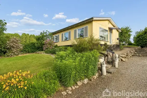 Villa på Ulstrup Skovvej 14, 8860 Ulstrup