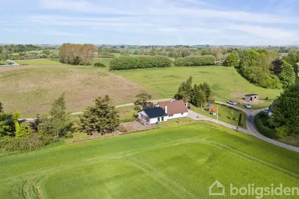 Villa på Bregnebjergvej 4, 5750 Ringe