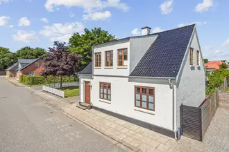 Villa på Nøddevænget 4, 9230 Svenstrup J