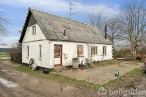 Landejendom på Sillerupvej 8, 6100 Haderslev