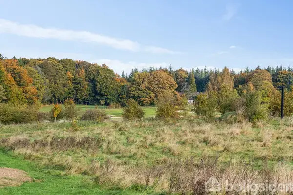 Helårsgrund på Bredhøj Allé 6, 8680 Ry
