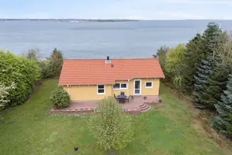Fritidshus på Grynderup Strand 15, Grynderup, 7870 Roslev
