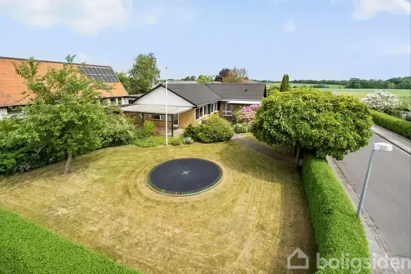 Villa på Grønnevænget 12, 8765 Klovborg