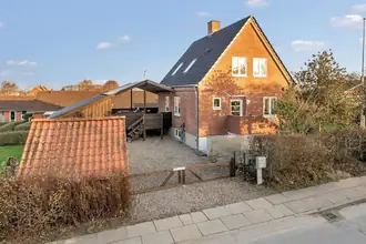 Villa på Legbjergvej 1, Vester Sottrup, 6400 Sønderborg