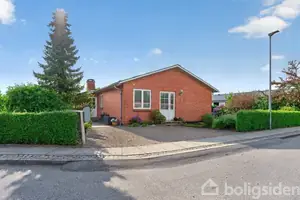 Villa på Solvænget 10, 8723 Løsning