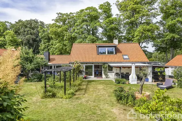 Villa på Alleen 18, 2850 Nærum