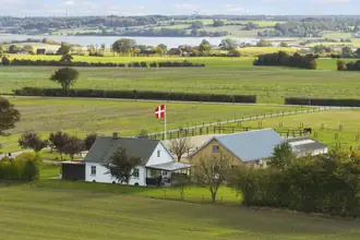 Landejendom på Søndermarkvej 10, 6093 Sjølund