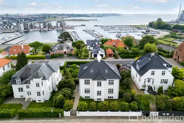 Villa på Dyrehavevej 47, 5800 Nyborg