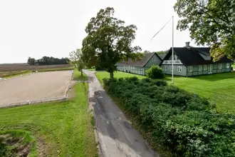 Landejendom på Maglemosevej 37, Marbjerg, 2640 Hedehusene