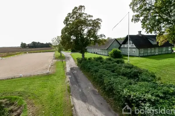 Landejendom på Maglemosevej 37, 2640 Hedehusene