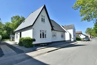 Villa på Frederiksberggade 13, 7323 Give