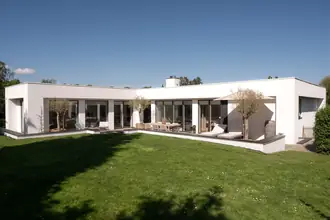 Villa på Vestre Paradisvej 145, Øverød, 2840 Holte