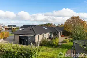 Villa på Højdedraget 154, 9530 Støvring