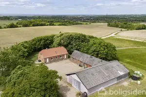 Landejendom på Skovlundvej 5, 7830 Vinderup