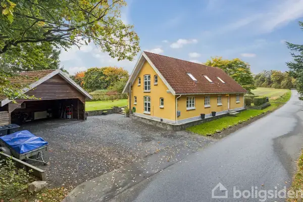 Villa på Rostrupvej 3, 7321 Gadbjerg