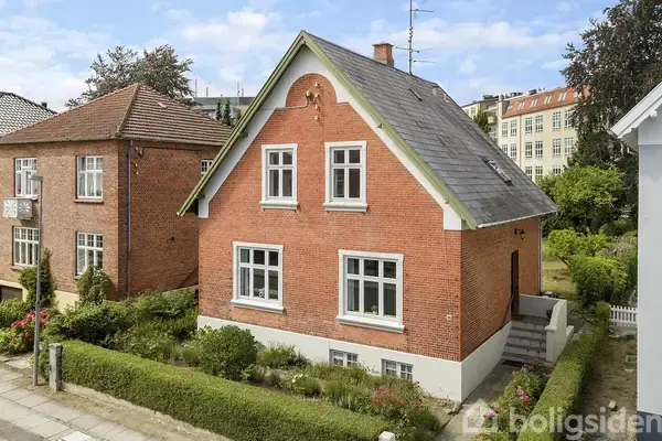 Villa på Strandvej 16, 5700 Svendborg