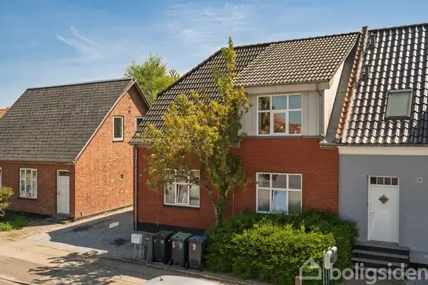 Ejerlejlighed på Frisvadvej 22, st., 6800 Varde