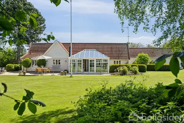 Landejendom på Vindspinderivej 32, 4671 Strøby