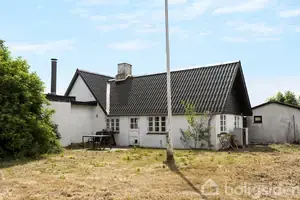 Villa på Tryggevældevej 1, 4652 Hårlev
