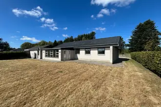 Villa på Rakkebyvej 221, Rakkeby, 9800 Hjørring