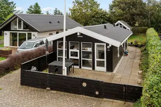 Fritidshus på Hallumvej 10, Sjelborg, 6710 Esbjerg V