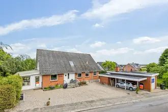 Villa på Toftevej 4, Kragelund, 8723 Løsning
