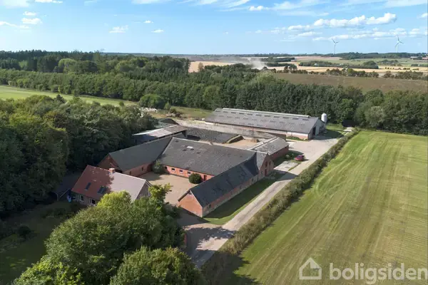 Kvæggård/-jord på Fårborgvej 16, 6900 Skjern