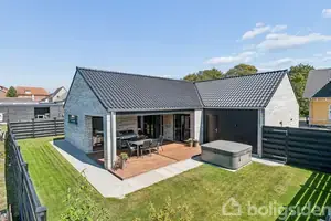 Villa på Skolegade 7, 9700 Brønderslev