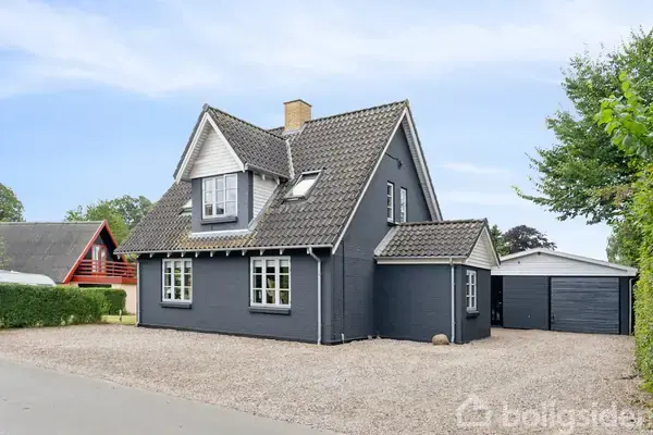 Villa på Kirkevej 41, 5260 Odense S