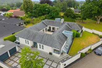 Villa på Ediths Allé 3, Dyrup, 5250 Odense SV