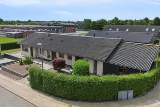 Villa på Ledsagervej 1, 9500 Hobro