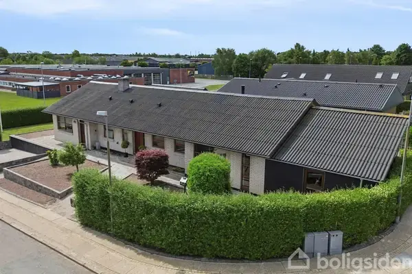 Villa på Ledsagervej 1, 9500 Hobro