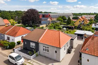 Villa på Aavej 12A, 4800 Nykøbing F