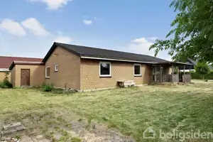 Villa på Blichersvej 8, 8723 Løsning
